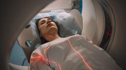 Nanocápsulas de carbono para la radioterapia contra el cáncer