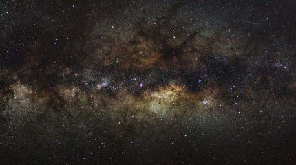Describen cómo, dónde y cuándo se forman los elementos pesados de la Galaxia