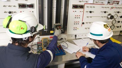 1.200 trabajadores se unen a la plantilla de la central nuclear de Almaraz durante su 25ª recarga de combustible