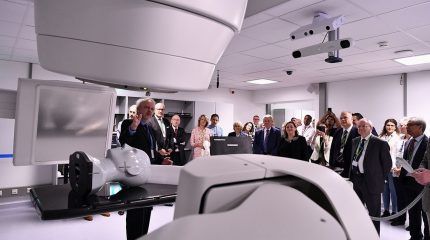El OIEA inaugura un acelerador lineal que ofrecerá apoyo a países de todo el mundo