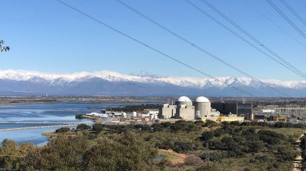 Almaraz II vuelve a generar electricidad tras concluir la recarga de combustible