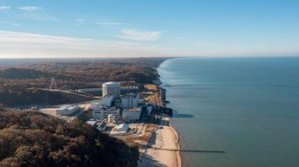 Palisades, first U.S. nuclear power plant to start operation after been closed