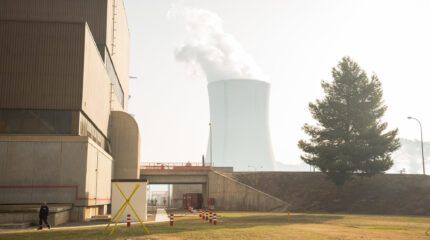 Más de 1.000 profesionales contratados en la recarga de combustible de la central nuclear de Ascó I