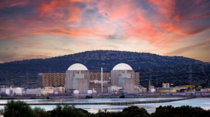 El Colegio Oficial de Ingenieros Industriales de Extremadura apoya la continuidad de Almaraz