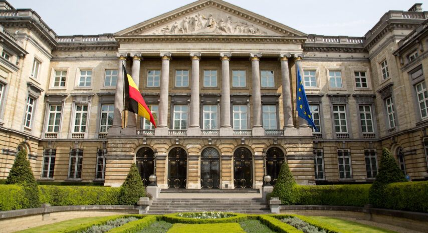 El Parlamento de Bélgica vota a favor de anular sus planes de abandonar la energía nuclear
